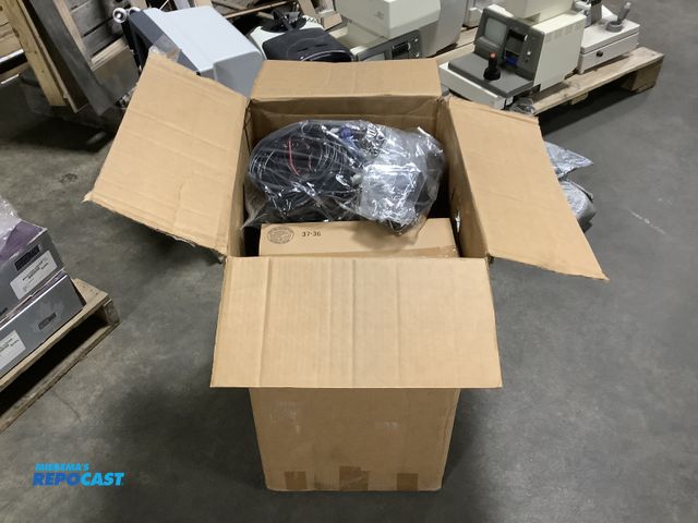 Lot 2-38371 - Box of (1) AD218 Multi-Media Disc Player, and (6) CSS-i6600E 4-Channel Radio