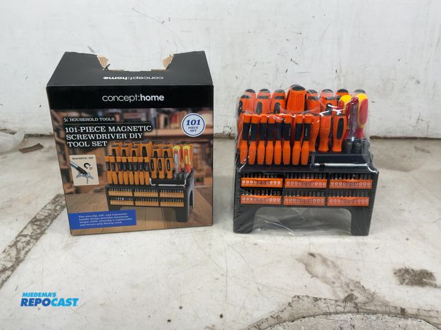 Lot 2-69242 - Concept Home 101 piece magnetic screwdriver diy tool set