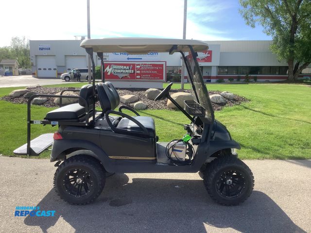 Lot 2-32723 - 2011 Club Car  2 Seater Lifted Golf Cart