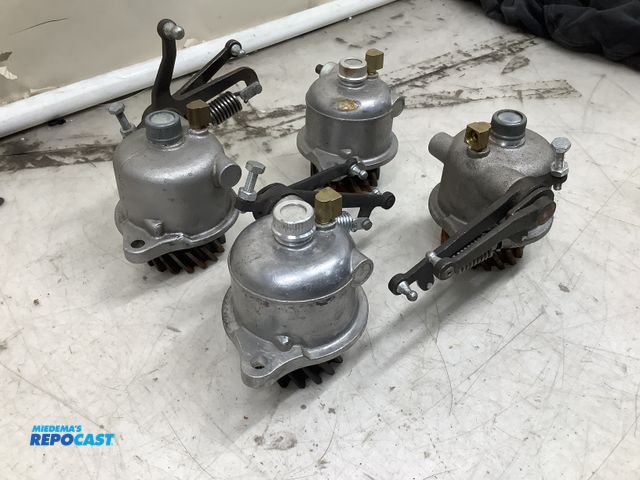 Lot 2-33668 - Lot of (4 ) governors including Ford 8N, New Old Stock