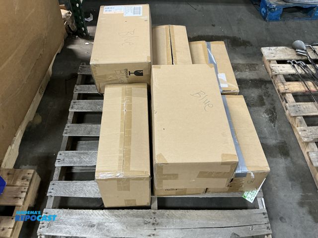 Lot 2-27973 - Skid lot of multiple boxes of Room Essentials Flower Pots - includes: bud vases and ceramic planters