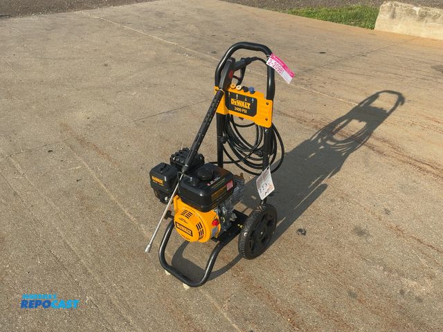 Lot 2-20981 - Dewalt 3400 PSI Pressure Washer, 2.5GPM, Gas Engine with Recoil Start, comes with hose/wand, has whe...