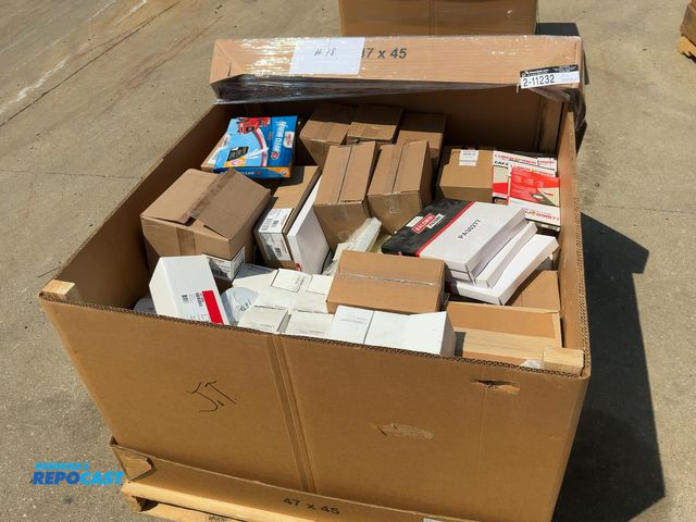 Lot 2-11232 - Skid of Assorted New Filters for Trucks, Luber Finer, Fleetguard, and Baldwin brands, See Pictures f...