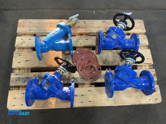 Lot 2-33081 - Lot of (3) Apollo Model 58B200 3” Commercial Double Regulating Valves, 230 Max PSIG, and (1) Zurn Wi...