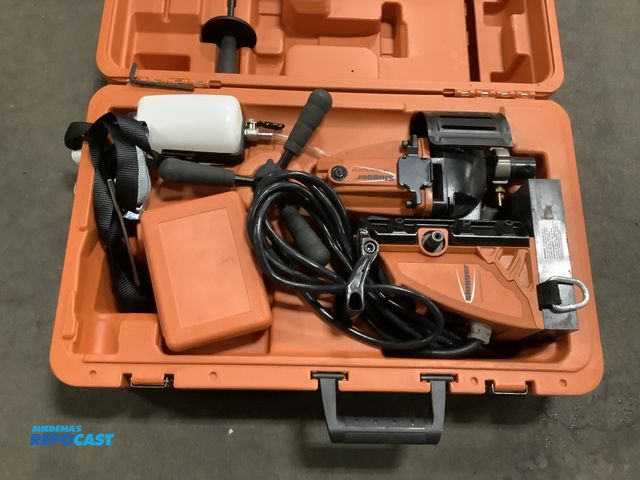 Lot 2-18406 - JHM short slugger compact and portable magnetic core drilling machine with hard case and attachments