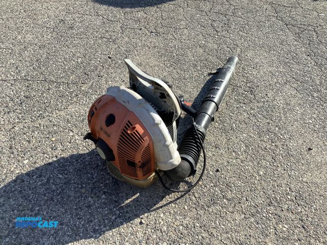 Lot 2-99141 - STIHL BR 800 C-E / X Magnum Heavy duty backpack blower