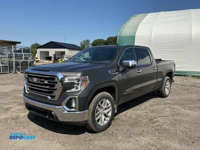 Lot 2-30202 - 2019 GMC Sierra 1500 SLT Crew Cab 4WD Crew Cab Standard Box Pickup Truck 4x4