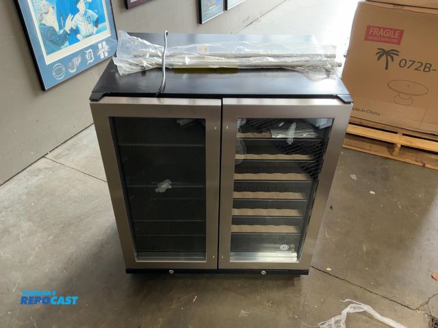 Lot 2-11547 - Scratch & Dent Vinotemp EL-30SWCB2D 33-Bottle and 101-Can Dual-Zone Wine and Beverage Cooler
