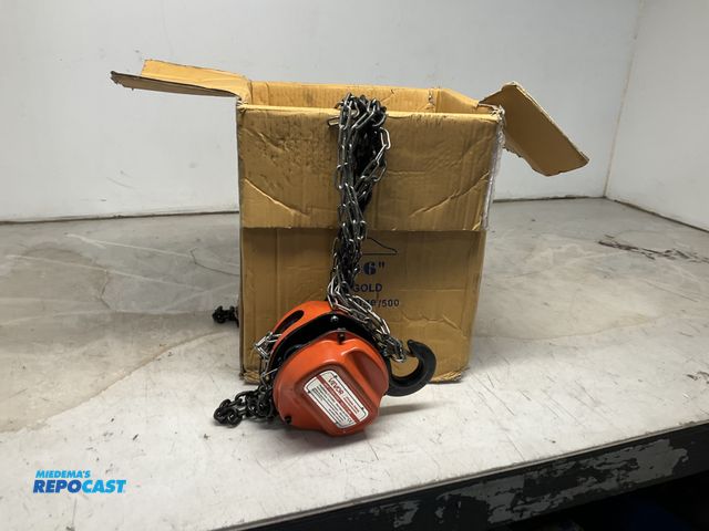 Lot 2-27477 - VEVOR HAND CHAIN HOIST HS-C-2T-6M lifted loading: 2T (4400lbs) lifted height: 6m (20FT)