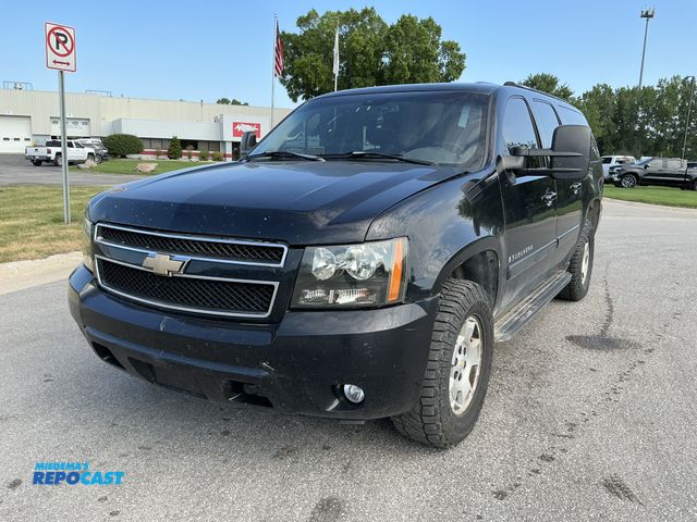 Lot 2-95906 - 2007 Chevrolet Suburban LT SUV 4x4