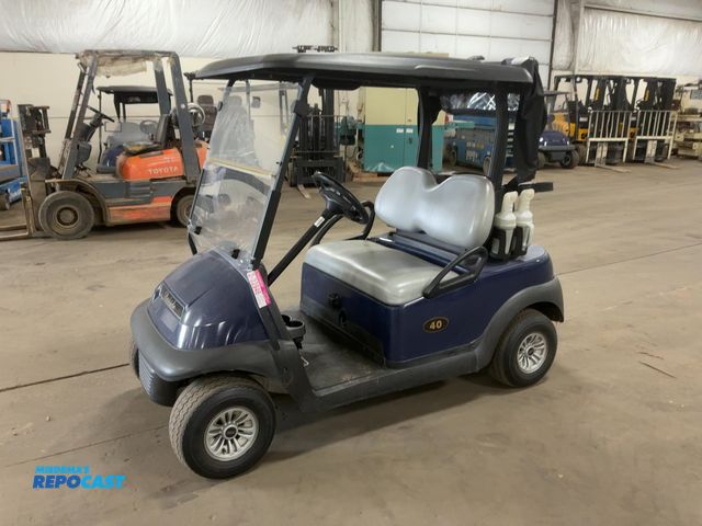Lot 2-22946 - 2017 Club Car Precedent 48 Volt Electric  Golf Cart
