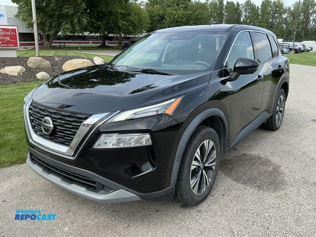 Lot 2-44231 - 2021 Nissan Rogue SV AWD SUV AWD