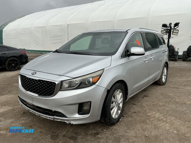 Lot 2-22999 - 2015 Kia Sedona EX SUV FWD