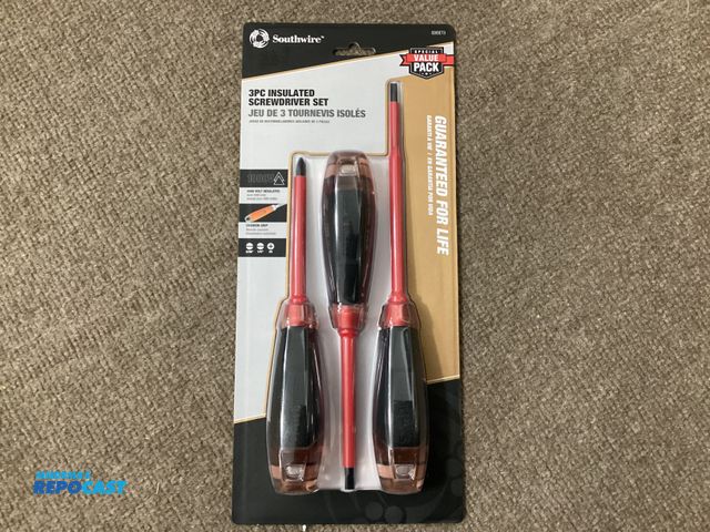 Lot 2-77666 - New New Southwire 3pc Insulated Screwdriver Set. 1000 Volt insulated, cushion grip. 3/16 and 1/4” sl...