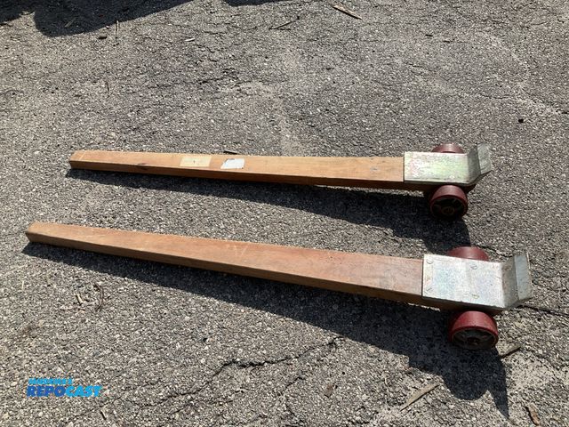 Lot 2-93247 - 2 3KP82 Johnson Bars