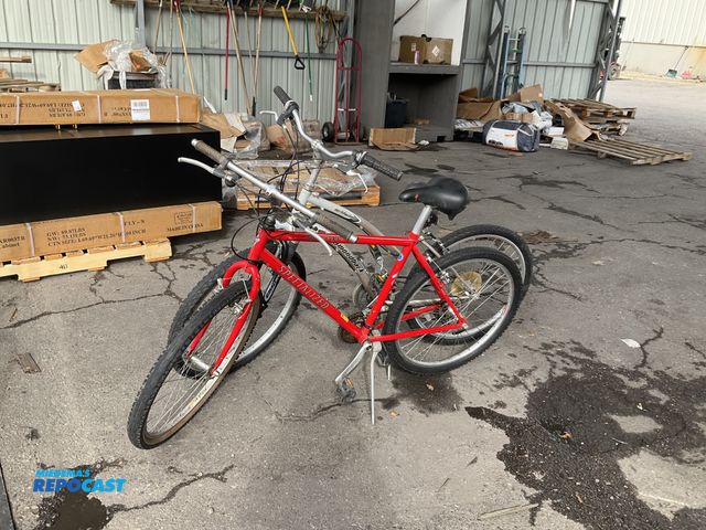 Lot 2-33777 - Wildwood W-small 16 Diamond back hiten steel 791 CL 6 omni bike and a Hardrock specialized direct dr...