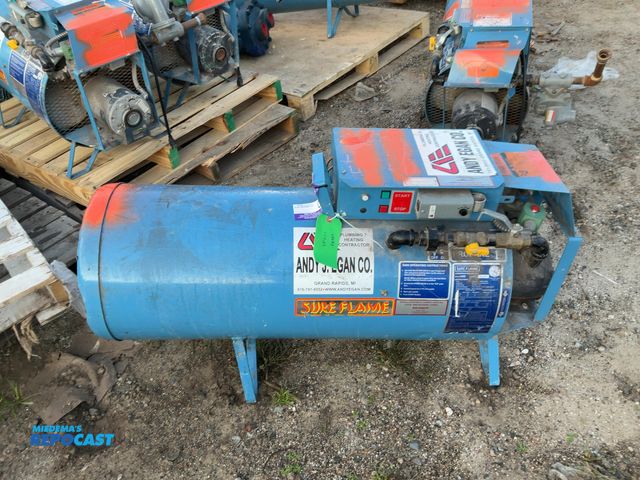 Lot 2-33240 - SureFlame S405 Direct fired dual fueled construction heater, propane or natural gas fueled