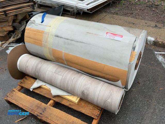 Lot 2-75778 - Skid of Lino