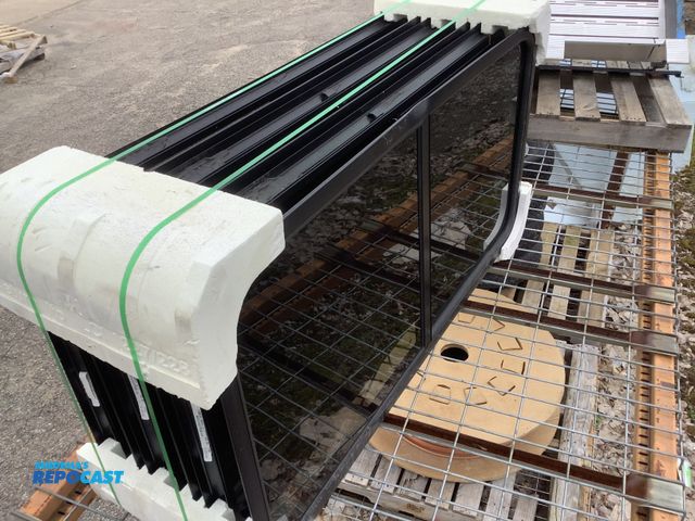 Lot 2-74440 - 6 New RV forest river tinted windows (6)