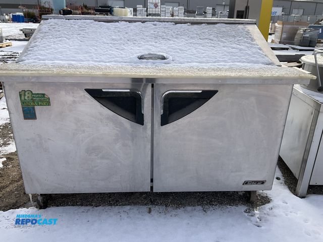 Lot 2-19495 - Turbo Air 60" Sandwich Prep