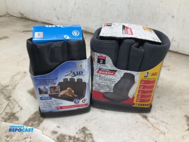 Lot 2-67486 - new pair of universal fit seat covers for all vehicles and a new seat protectors for pets