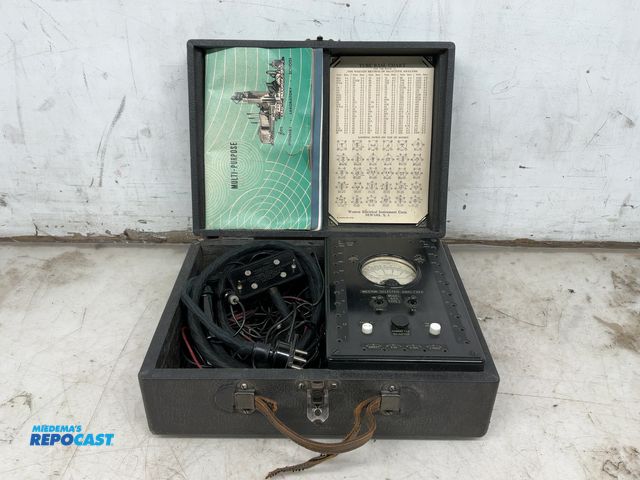 Lot 2-79303 - Antique Weston Selective Analyzer Model: 665 Type: 2