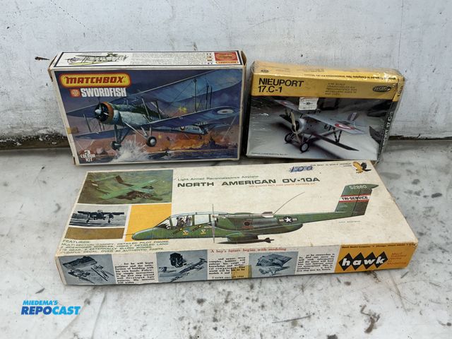 Lot 2-76848 - Light Armed Reconnaissance North American OV-10A Airplane, TestorsNieuport 17.C-1 1/48 scale unassem...
