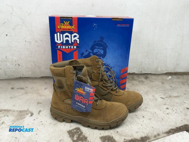 Lot 2-37046 - Thorogood war fighter military footware, size medium boots
