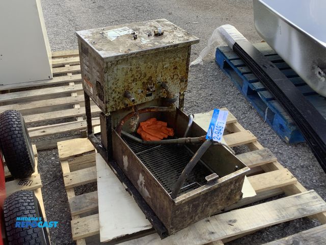 Lot 2-94978 - Frymaster PF50 Deep fryer.