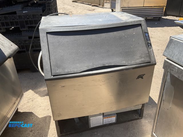 Lot 2-34721 - Intertek UY0310A-161B Ice Maker