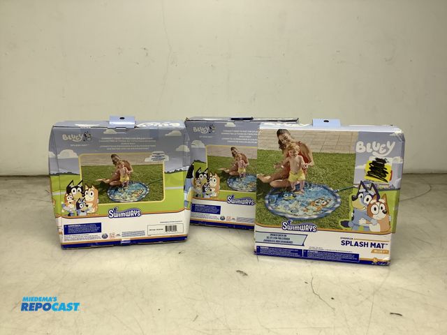 Lot 2-63309 - Lot of (3) Bluey Splash Mats