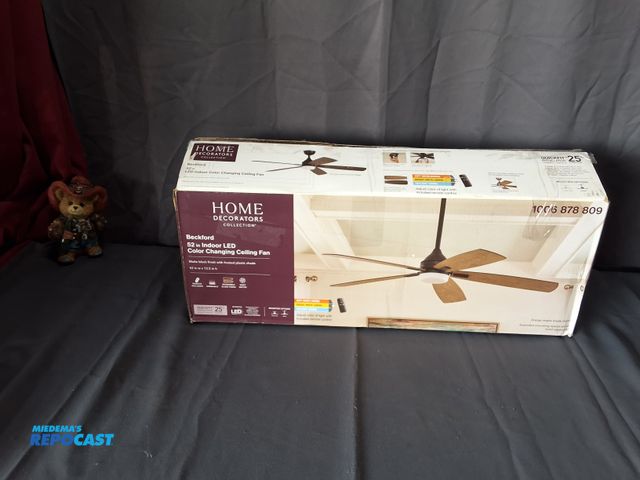 Lot 2-11410 - HOME DECORATIONS 52 IN BECKFORD COLOR CHANGING CEILING FAN