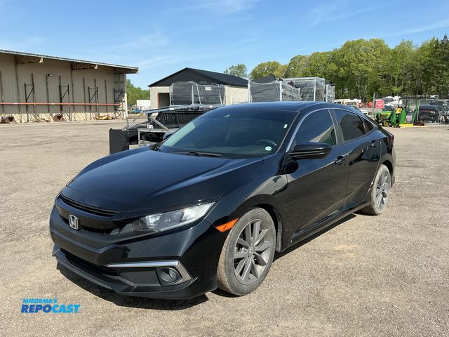 Lot 2-90100 - 2021 Honda Civic EX Sedan CVT Sedan FWD