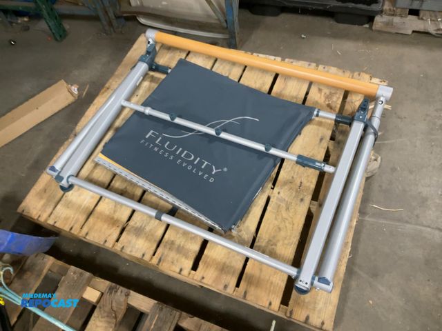 Lot 2-67620 - pellatti fluidity fitness bar with all hardware and directions