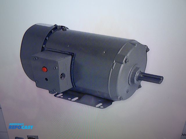 Lot 2-58305 - New in Box Dayton General Purpose Farm Duty motor 1Hp 3 PHASE, 1745 Rрm 230/460 V 2a, 56 Frame #IEJR...