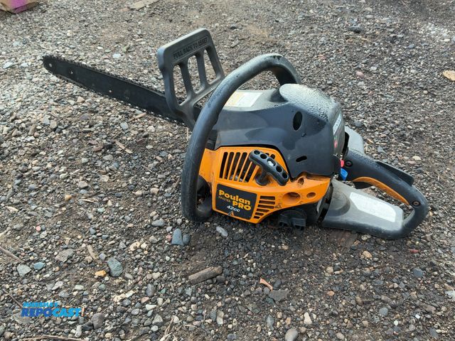 Lot 2-99293 - Poulan Pro Chainsaw PP4218A 42cc