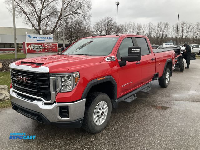 Lot 2-43760 - 2020 GMC Sierra 2500 HD Crew Cab Long Box Pickup Truck 4x4