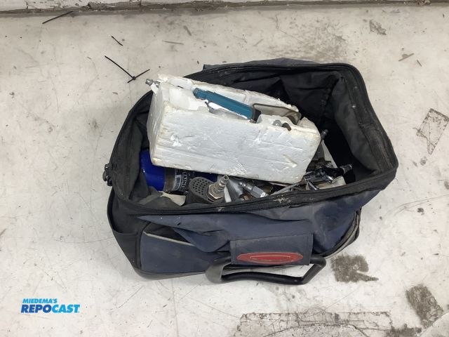 Lot 2-27489 - Bag of air powered tools and bolts