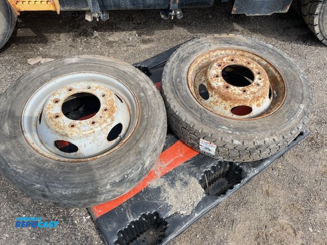 Lot 2-72713 - 1 used and 1 unused 225/70 R19.5 tires on Ford rims, Used Double coin RLB 900, Unused Sumitomo ST 91...