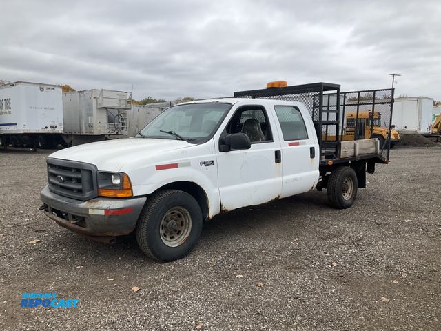 Lot 2-41004 - 2001 Ford F350 Crew Cab Flatbed Pickup Truck RWD