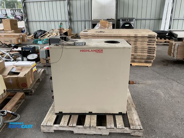 Repocast.com - Lot 2-13248 - Kerr HIGHLANDER TW 2000 (US) Pl Wood fired ...