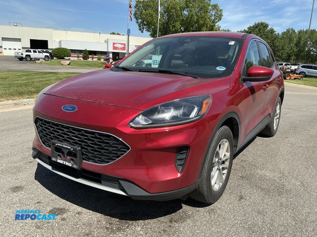 Lot 2-75232 - 2020 Ford Escape SE SUV AWD