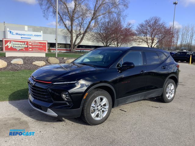 Lot 2-40617 - 2023 Chevrolet Blazer 2LT AWD SUV AWD