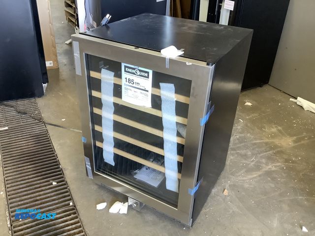 Lot 2-27632 - Scratch & Dent Electric Free Standing Vinotemp VT-51SZ01SS Mini wine chiller