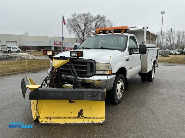 Lot 2-77212 - 2003 Ford F550 XL Regular Cab Long Box Pickup Truck 4x4