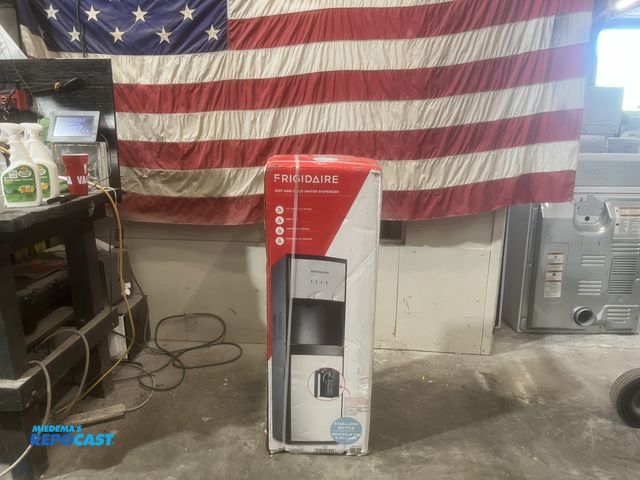 Lot 2-59378 - New Frigidaire bottom loading water dispenser new in box
holds 5 gallon bottle
hot and cold water