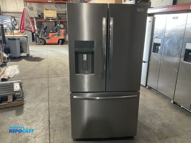 Lot 2-46791 - Scratch & Dent Frigidaire GRFC2353AFH Refrigerator/Freezer