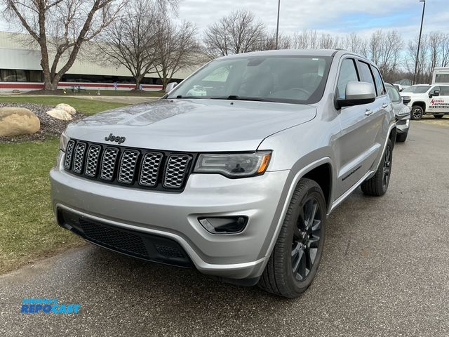Lot 2-48881 - 2020 Jeep Grand Cherokee Laredo SUV 4x4