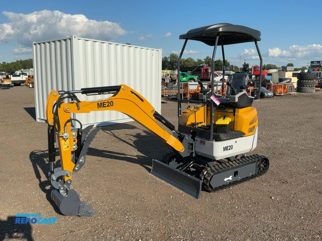 Lot 2-20115 - 2026 SDLANCH  ME20 Diesel Mini Excavator