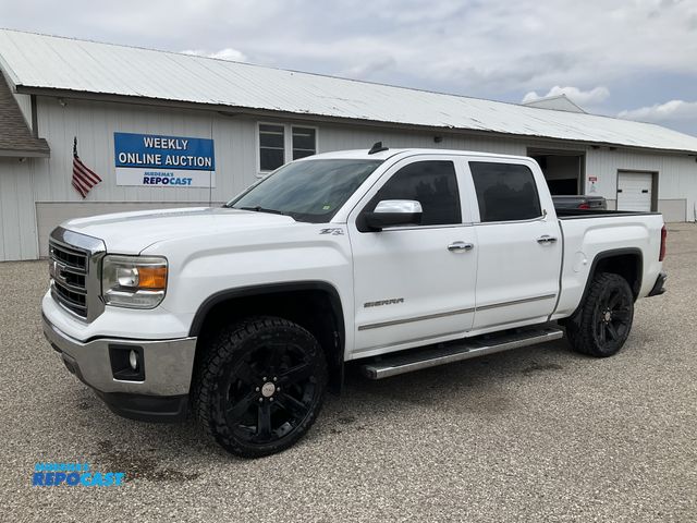 Lot 2-61279 - 2015 GMC Sierra 1500 SLT Regular Cab Short Box Pickup Truck 4x4
